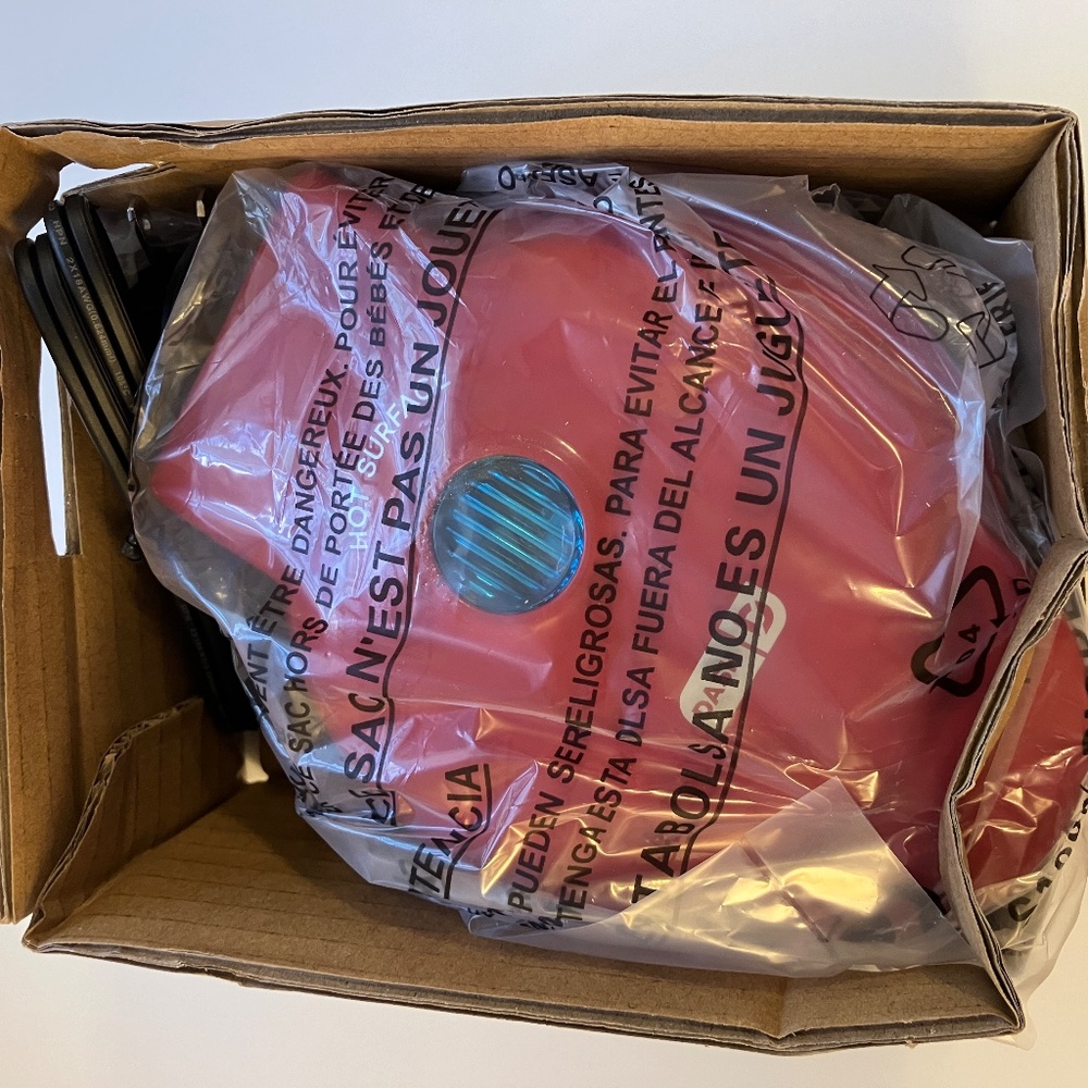NWOT! ❤️ DASH Mini Heart ❤️ Waffle Maker! - Picture 11 of 14
